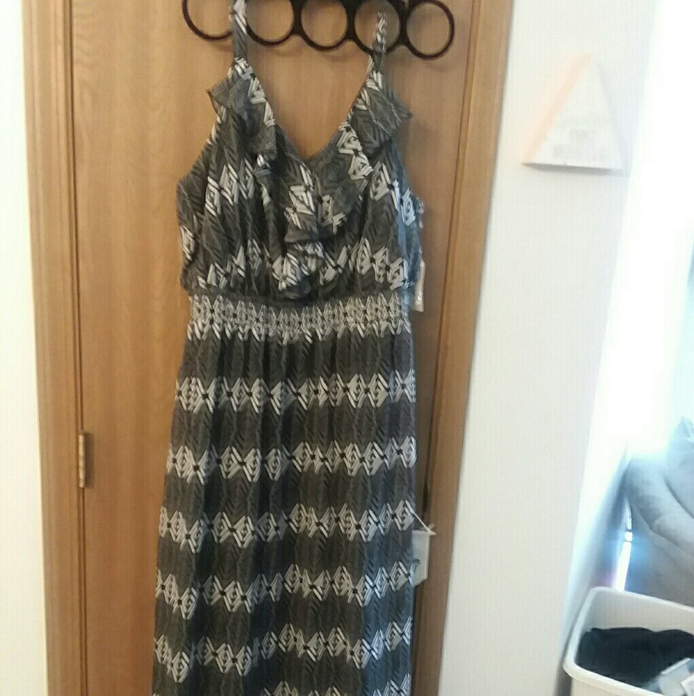 NWT Maxi dress